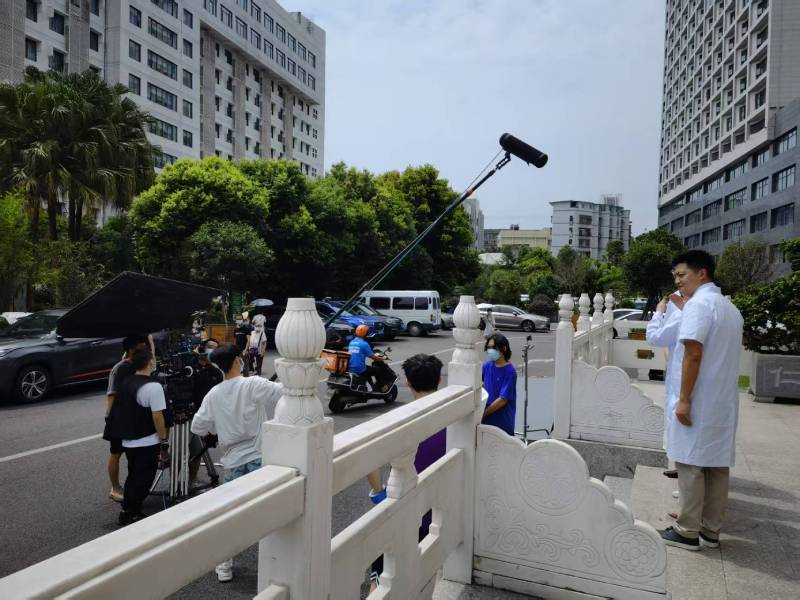 张湾区广告片拍摄公司低成本实现高规格制作的诀窍